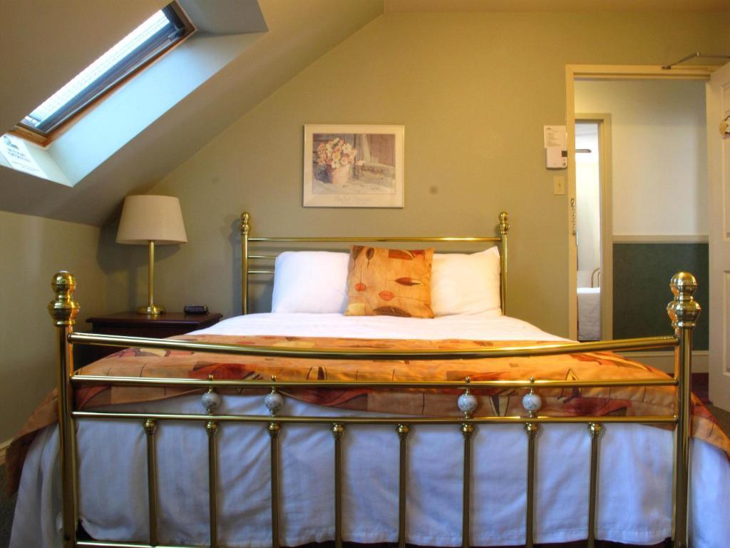 Brigantine Inn Луненбург Номер фото